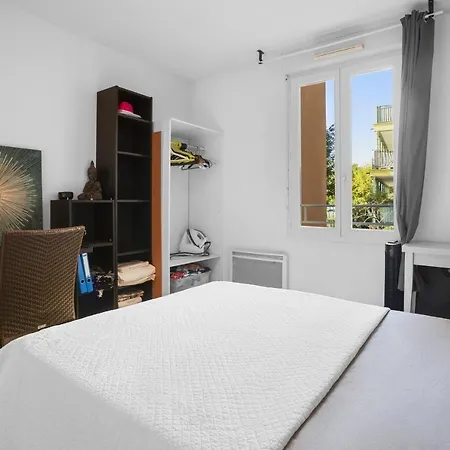 Zen Apartment